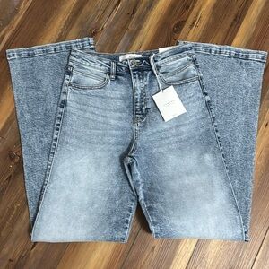Kancan size 7/27. New with tags!!